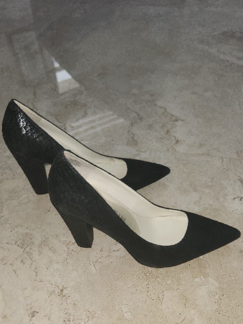 Anne Klein Black Pointed-Toe Snake-Texture Pumps - Picture 5 of 9